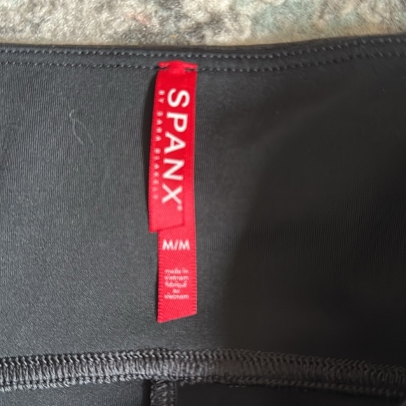 Spanx Faux Leather Leggings - Picture 3 of 8